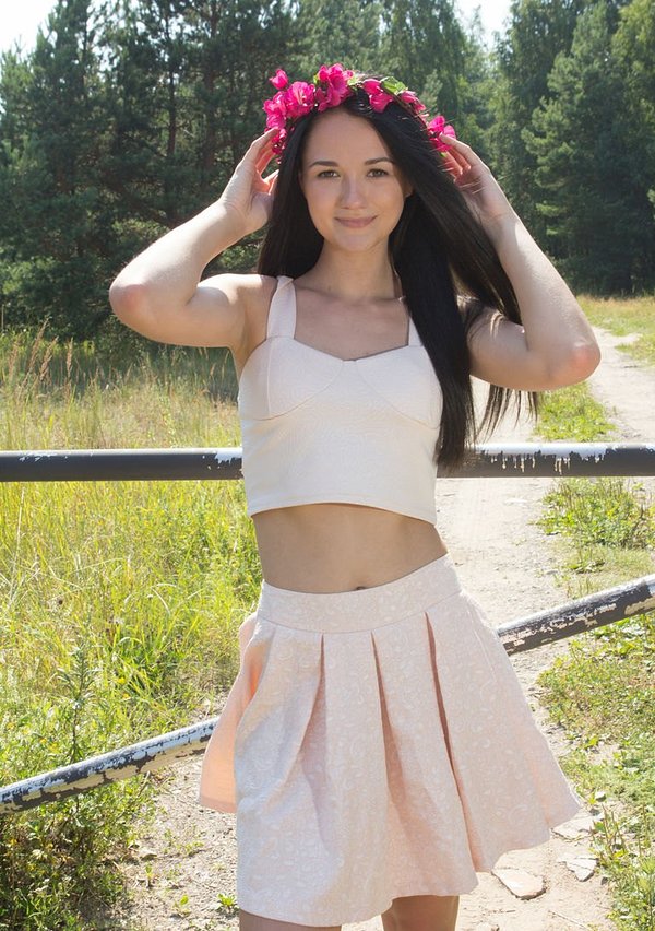 Лилия, 18 лет, 4 размер груди